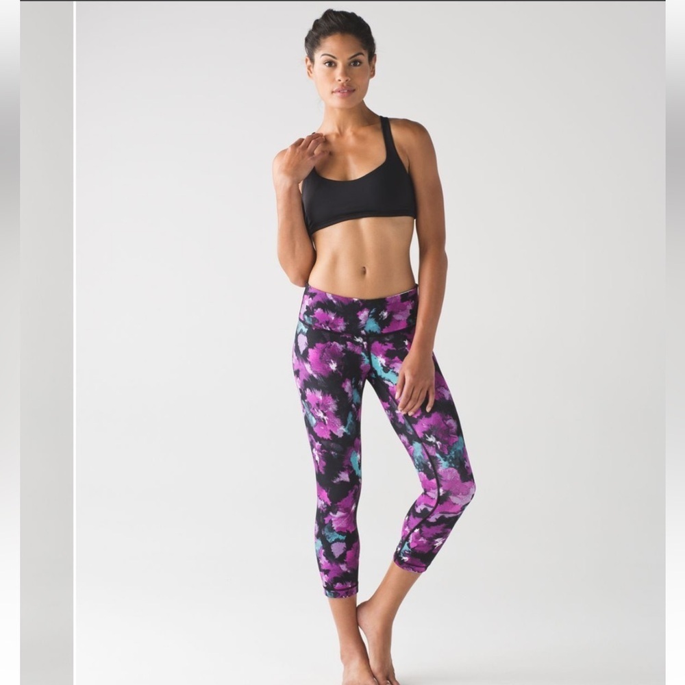 Lululemon Wunder Under Crop III Midnight Bloom Black Deep Fuschia